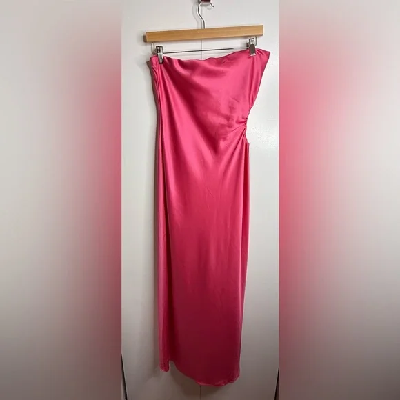 Reformation Nevaeh strapless maxi dress with cutout in Flambé pink Med NWT - Picture 2 of 11